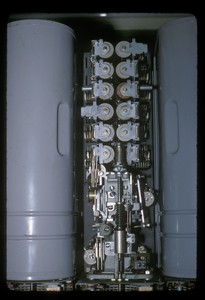 EQUIPMENT - Switches